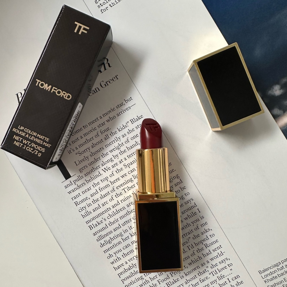 NEW Tom Ford Matte Lipstick Full Size // Velvet Cherry